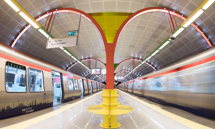 L'arrêt Levent du Metro - les transports en commun à Istanbul
