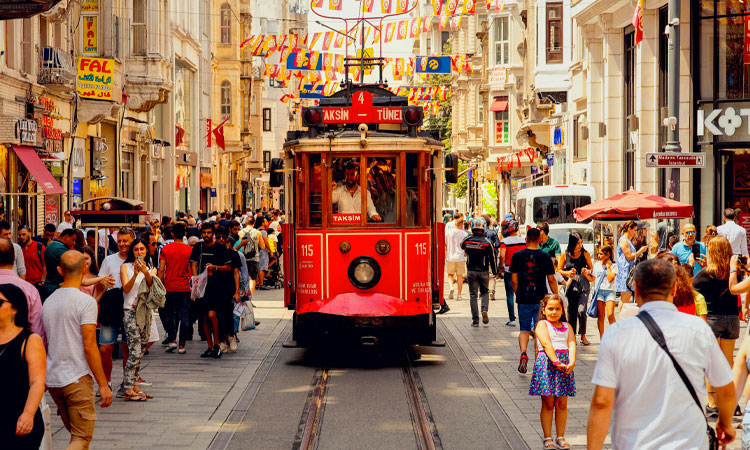 La Rue Istiklal, Istanbul - 10 lieux à visiter à Istanbul