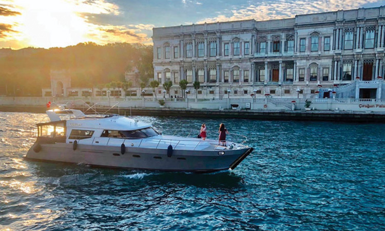 Location de bateau sur le Bosphore à Istanbul 